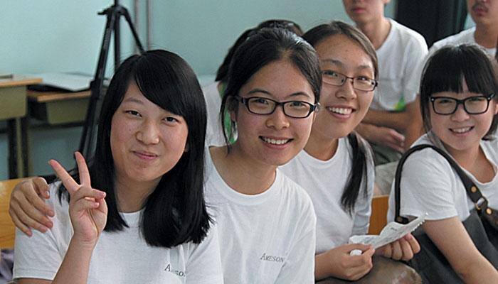 'China's insurance sector expands in 2015'