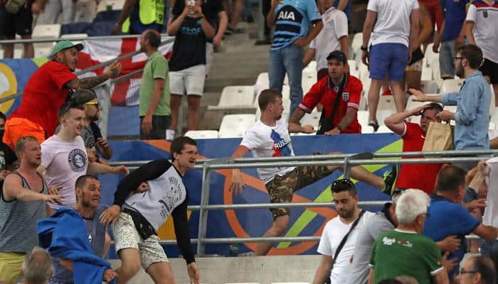 VIDEO: England, Russia fans brawl in Marseille | Euro 2016