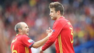 Spain 1 - 0 Czech Republic: Gerard Pique header beats resolute Czechs in Euro 2016