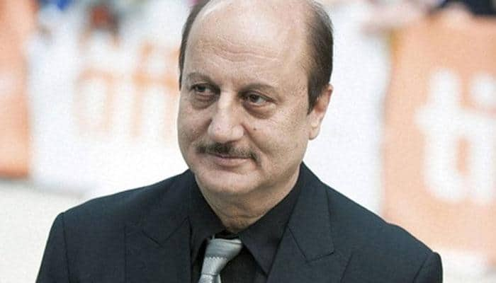 Anupam Kher announces his 500th film