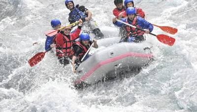 Move over beaches; try out river rafting in Goa this monsoon – Watch Video, its super fun!