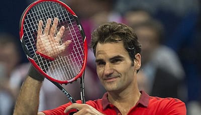 Roger Federer breezes through in Wimbledon warm-up in Halle