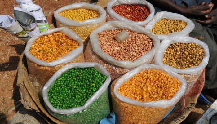 Traders strike deals to import 3 mt pulses to cool prices