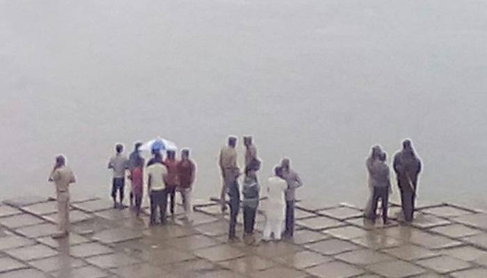 Selfie craze claims seven young lives as students drown in river Ganga