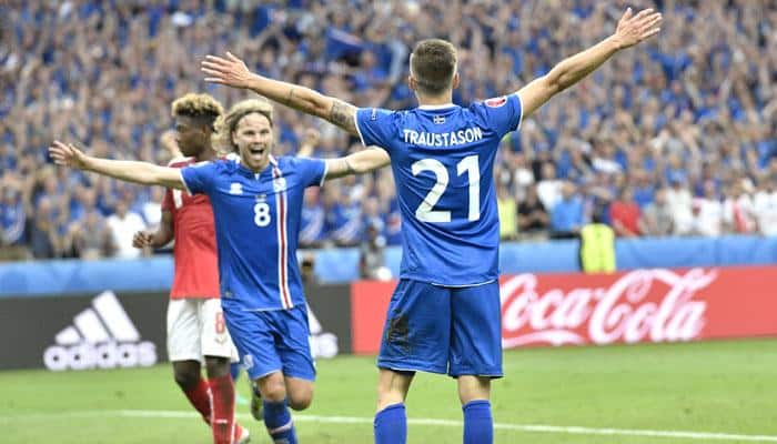 Euro 2016: Iceland advance to last 16 after 2-1 win against Austria