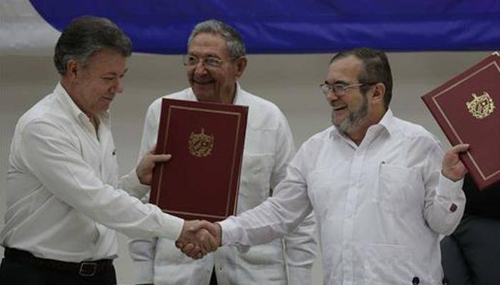 Colombia to get UN peace monitors, possible referendum