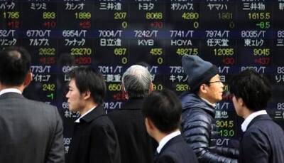 Asian markets sink after US, Europe extend Brexit losses