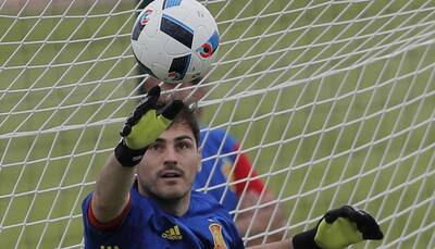 Euro 2016: Spain veteran Iker Casillas hints at retirement after team's defeat against Italy