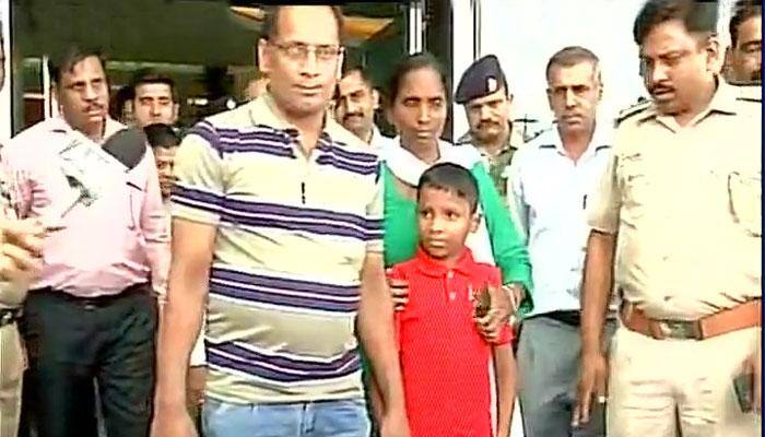 Delhi boy &#039;Sonu&#039;, abducted 6 years ago, returns home from Bangladesh today