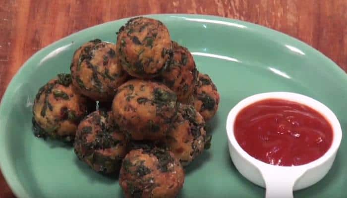 Monsoon Special Recipe: Here&#039;s how to make &#039;Paneer Palak Cheese Balls&#039;! Watch video