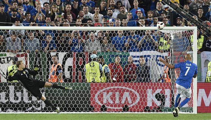 WATCH: 'Devine' penalty — Worse spot kick ever, and it certainly does not belong to Simone Zaza