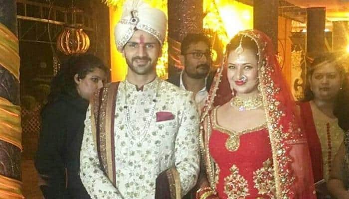 Happily married ever after—Divyanka Tripathi and Vivek Dahiya&#039;s wedding pics are out! See inside