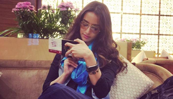 Shraddha Kapoor shows how to carry Pink in style! Pic inside