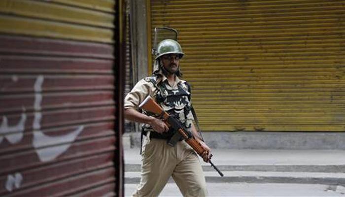 Kashmir situation still tense as sporadic violence continues amid curfew, toll reaches 42