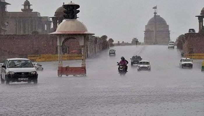 Heavy rains throw life out of gear in Delhi; severe traffic snarls in these areas