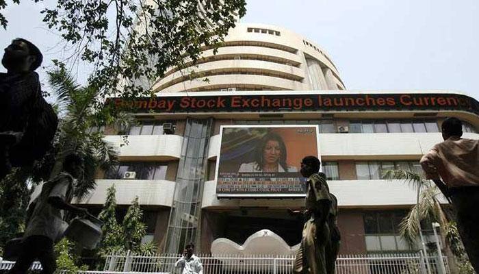 Stock market falls for 2nd straight session; Sensex dips 90 points