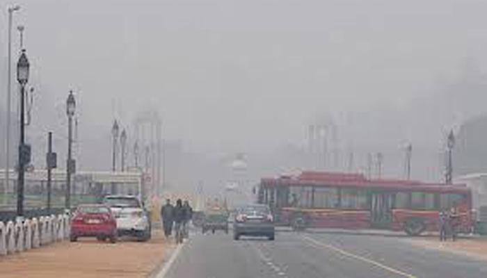 Delhi: Humid morning in city