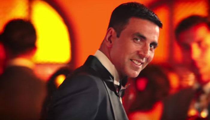 Akshay Kumar as ‘Rustom’ pours his heart out to his ladylove in new song titled ‘Tay Hai’