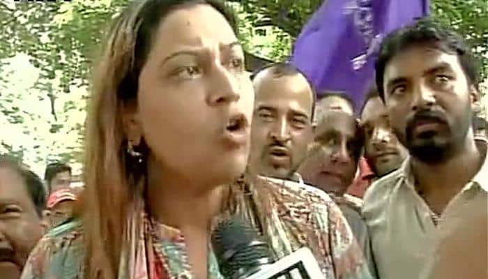 BSP leader offers Rs 50 lakh reward for chopping off Mayawati basher Dayashankar Singh's tongue