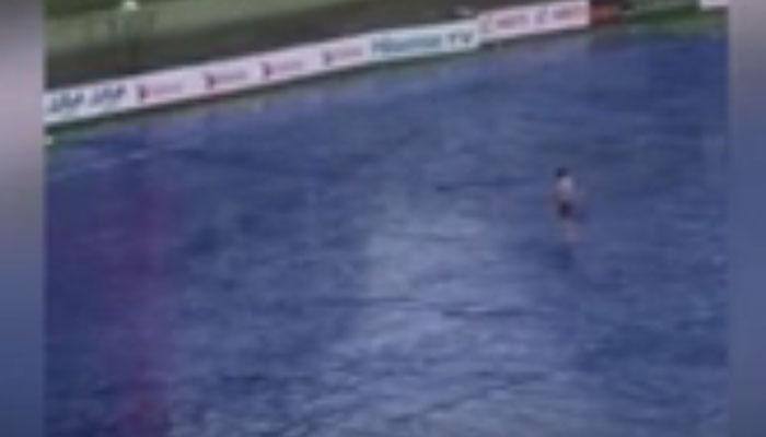 VIDEO: Australian cricket fan jailed for streaking in Sri Lanka