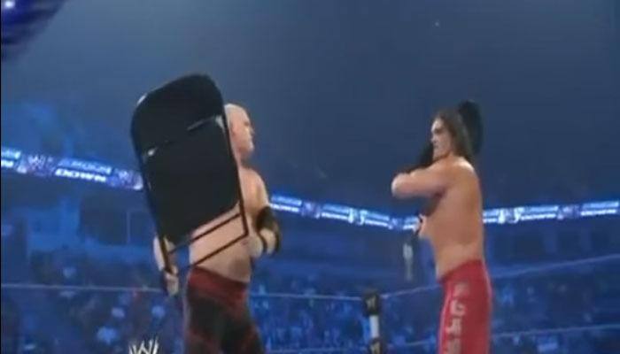 WATCH: EPIC! Here&#039;s who won after The Great Khali and Kane traded brutal chair shots