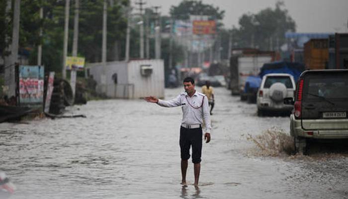 Rains bring Gurgaon and Bengaluru – shining examples of India's rise – to a grinding halt