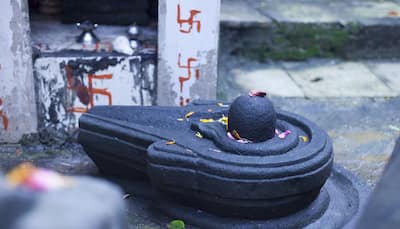 In the holy month of Sawan know about the significance of 'Jyotirlinga'!