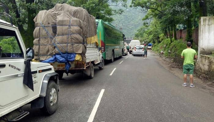 Chandigarh-Manali NH21 blocked due to landslide near Aut tunnel