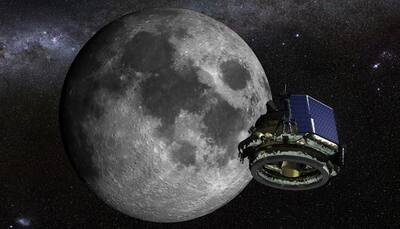Moon Express co-founded by Indian-American cleared for lunar landing in 2017!
