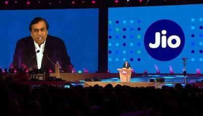 Reliance Jio to have 1 million recharge outlets to prepare for 4G launch