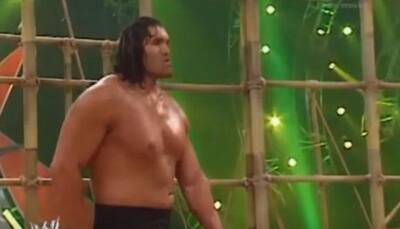 WATCH: BRUTAL! The Great Khali vs Batista in a Punjabi Prison Match