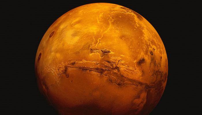 Mineral veins on Mars result of evaporating ancient lakes
