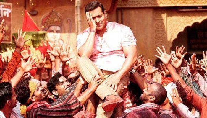 'Bajrangi Bhaijaan' Salman Khan to be voice of 'Hanuman'