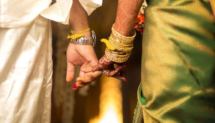 Know what Saat Phere in Hindu weddings symbolise and mean