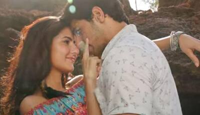 ‘Baar Baar Dekho’: Katrina Kaif woos Sidharth Malhotra in ‘Sau Aaasmaan’ – WATCH