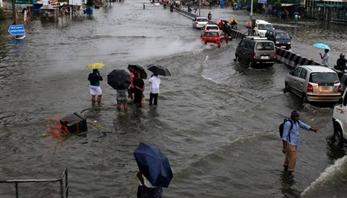 Incessant rains lash various parts of Himachal Pradesh, throw life out of gear; trigger landslide 