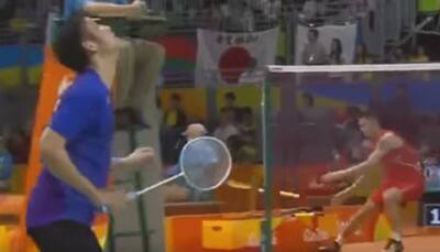 WATCH: EPIC! Lin Dan changes his racket DURING a rally at Rio Olympics