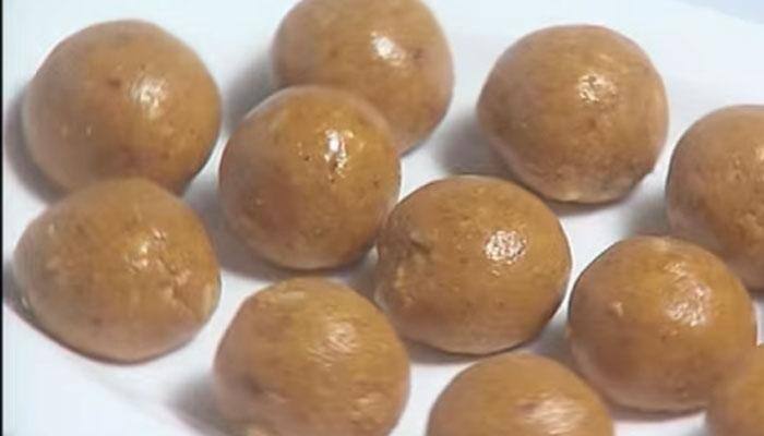 Raksha Bandhan recipe: Watch how to make yummy 'Badami Besan Ke Ladoo' by chef Sanjeev Kapoor!