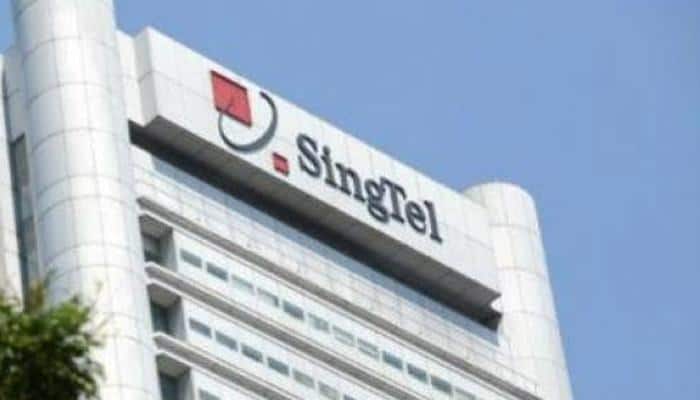 Singtel to pick 7.39% stake in Bharti Telecom for $659 mn