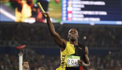 ON FIRE! Usain Bolt completes gold treble in his 3rd consecutive Olympic Games – WATCH VIDEO