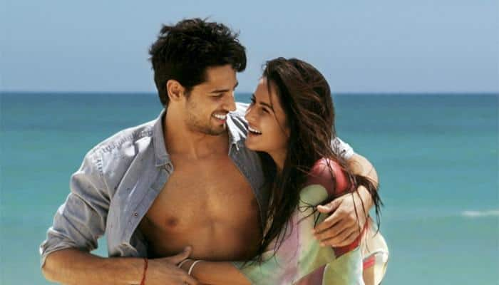 Love is in the air! You cannot miss Katrina Kaif-Sidharth Malhotra&#039;s electrifying chemistry in &#039;Baar Baar Dekho&#039;- See posters