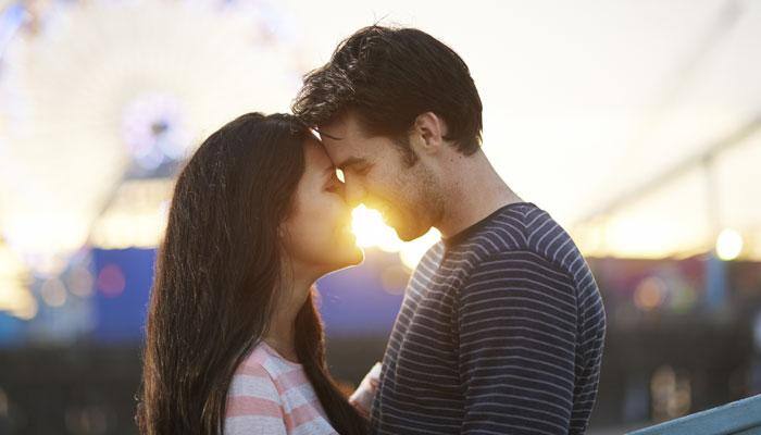 It's OUT! Love happens at fourth sight, not first
