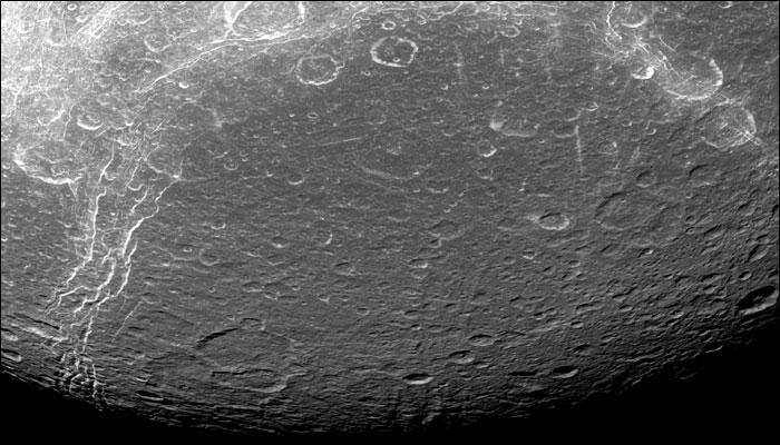 Saturn&#039;s moon Dione reveals its contrasting features to NASA&#039;s Cassini! - See pic