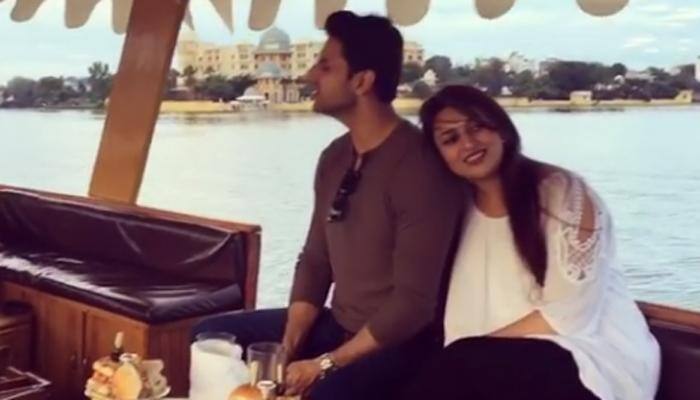 Awwdorable: Vivek Dahiya singing &#039;Lag Ja Gale&#039; to Divyanka Tripathi will melt your heart – Watch