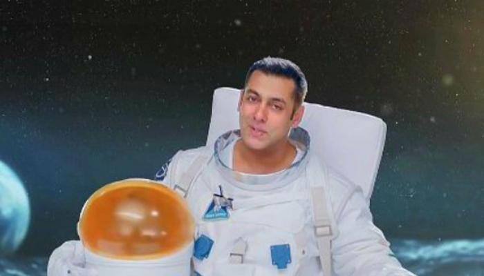 &#039;Bigg Boss 10&#039; promo out, Salman Khan turns astronaut for reality show!- WATCH