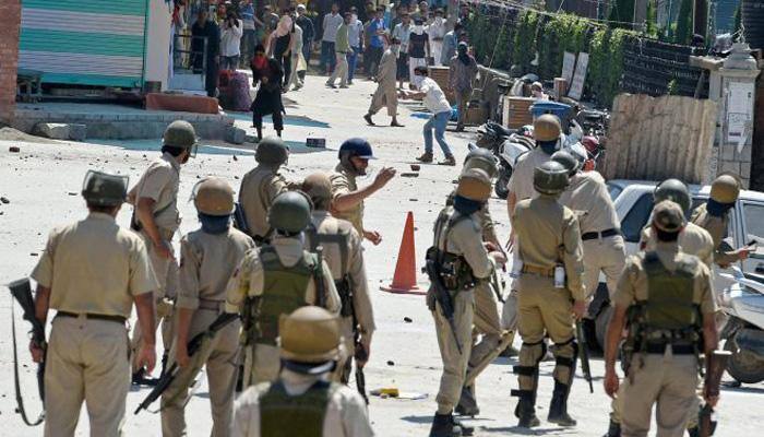 No blanket ban on pellet guns in Kashmir Valley, to be used in &#039;rarest of rare cases&#039;