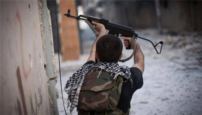 Heavy air strikes target rebel-held areas in western Syria