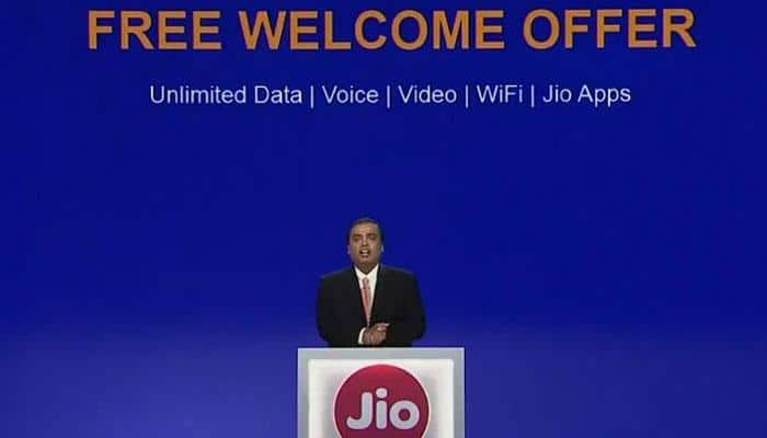 It&#039;s &#039;data-giri&#039;: Mukesh Ambani announces Reliance Jio, offers free voice call for life, cheap data