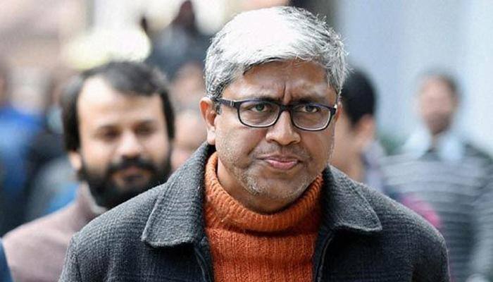 AAP's Ashutosh defends Sandeep Kumar over sex CD, gives example of Gandhi, Nehru, Vajpayee