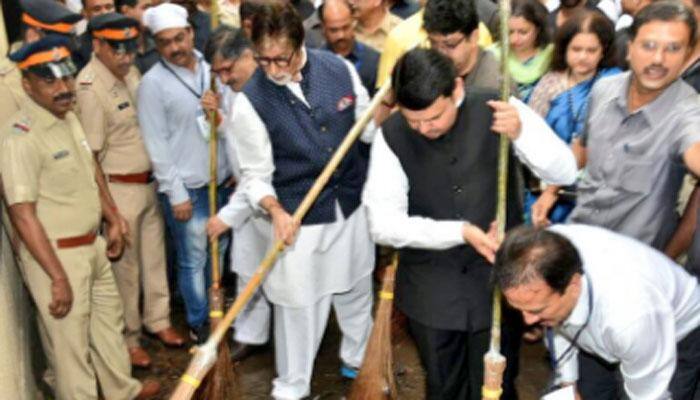 Amitabh Bachchan acknowledges Swachh Bharat Abhiyan in Maharashtra! Pics inside